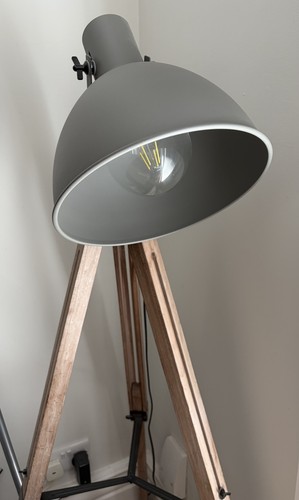 Tripod floor lamp - floor,
